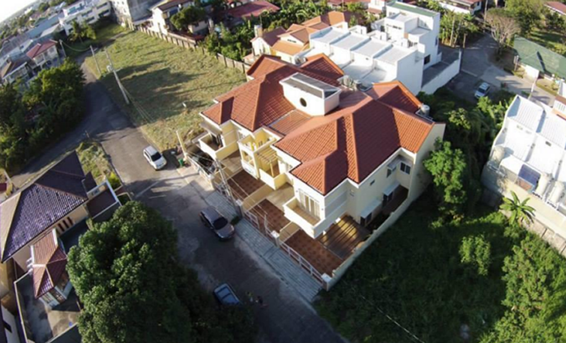 Solona Townhouse Project Image 4